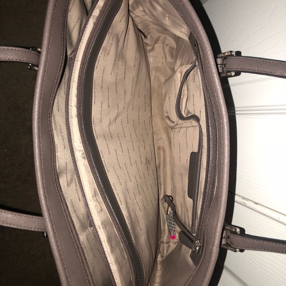 Michael Kors Tote purse - Picture 4 of 8